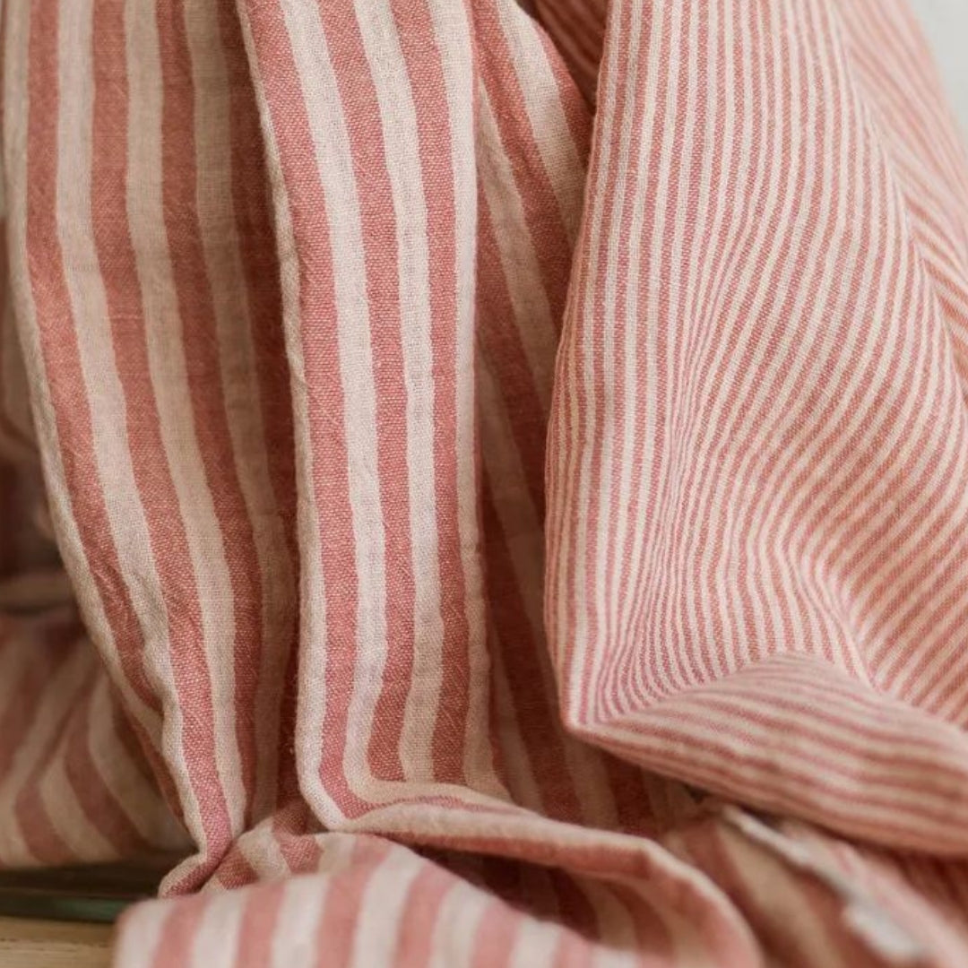 Bavaglino cucito a mano personalizzabile