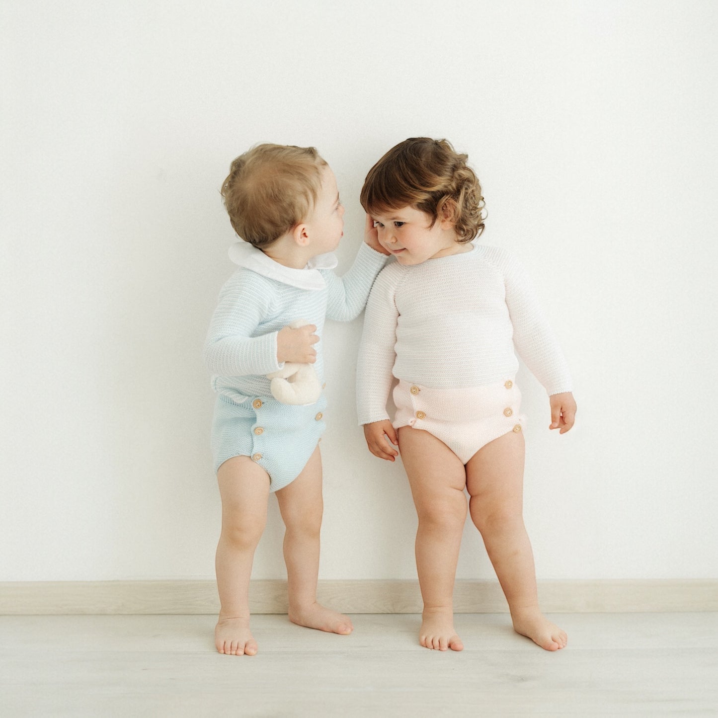 Marsiglia | completino maglia e pantaloncino rifinito a mano