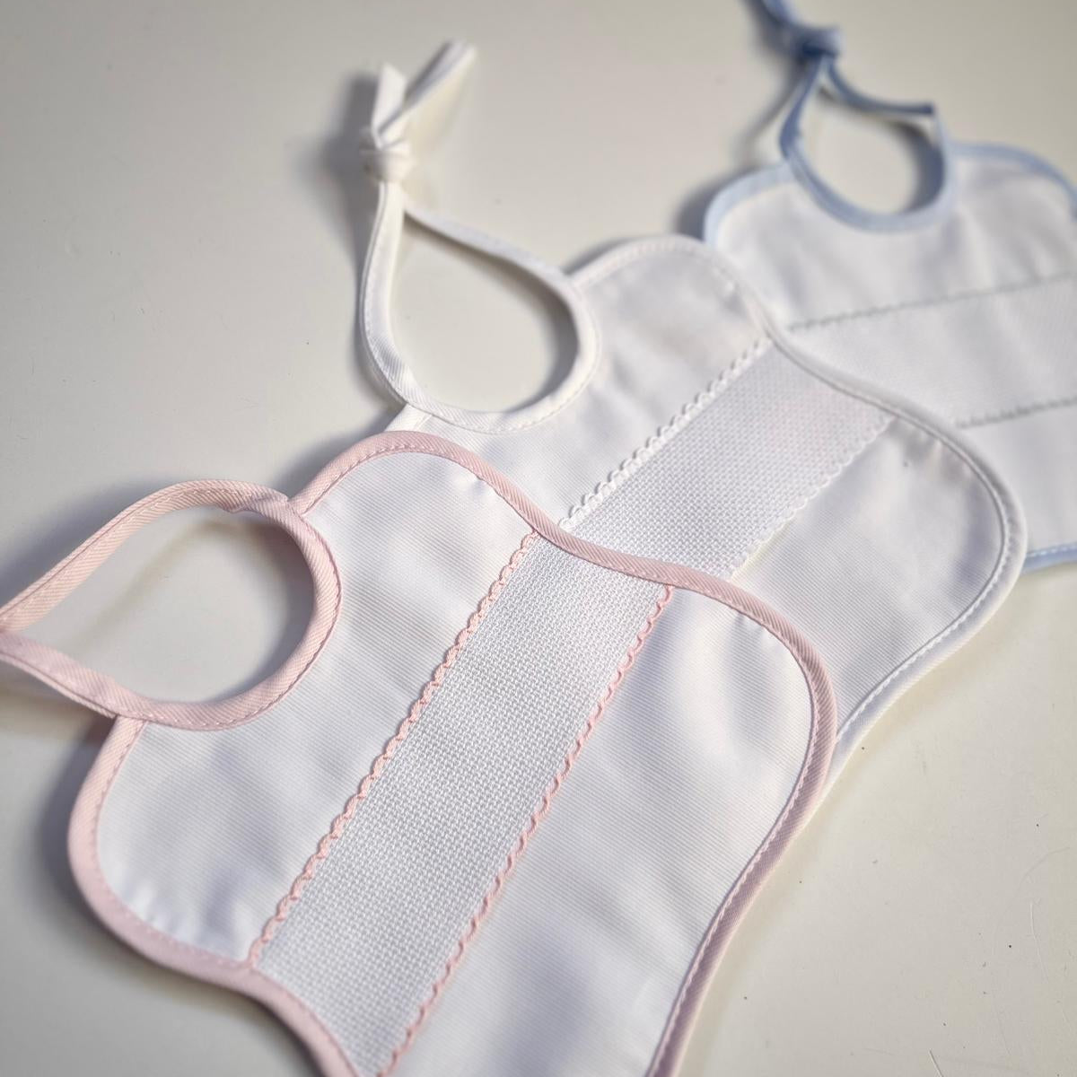 bavaglino per neonati e bimbi