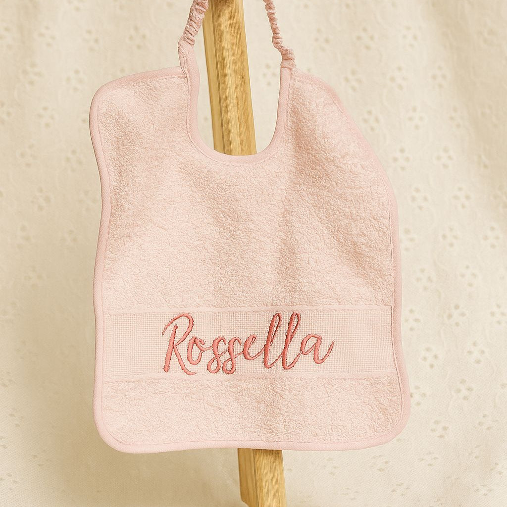 bavaglino in ciniglia ricamato con nome