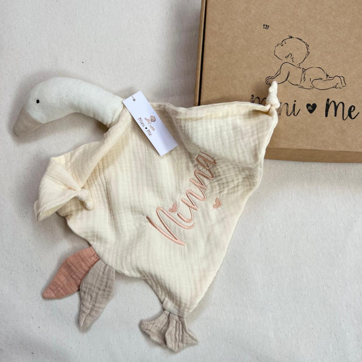 dou dou in 100% mussola di cotone a forma di ochetta personalizzabile con nome ricamato