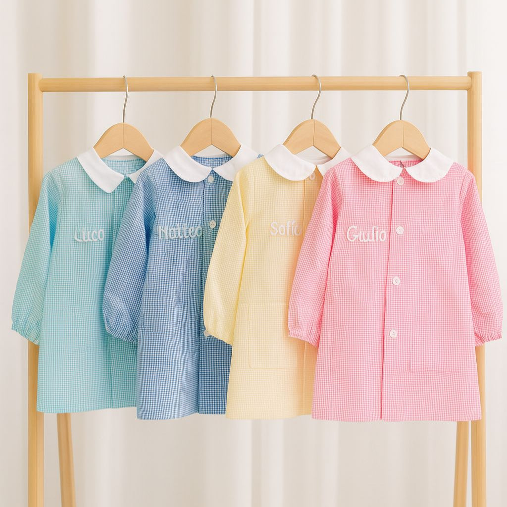 grembiuli asilo per bambini e bambine