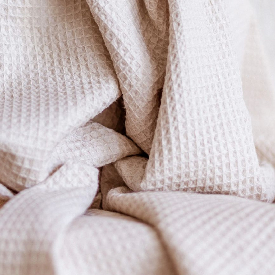 Bavaglino cucito a mano personalizzabile