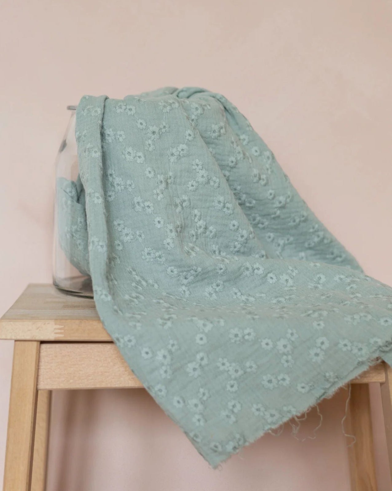 tessuto pizzo sangallo verde salvia