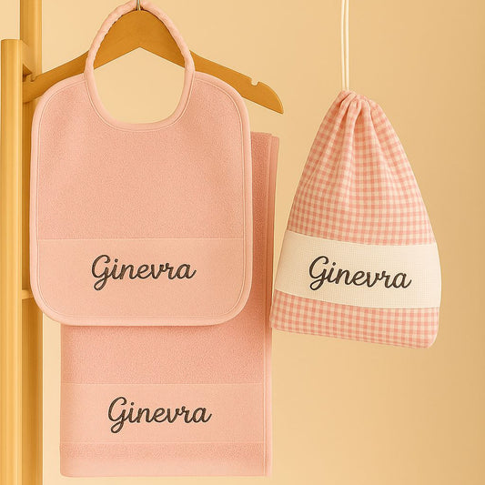 Set asilo gli essenziali | asciugamano, bavaglino e sacca (+ colori)