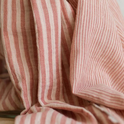 Bavaglino cucito a mano personalizzabile