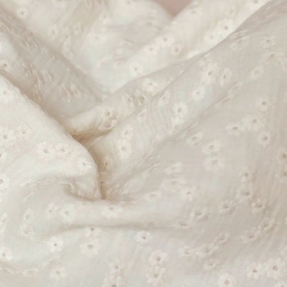 Bavaglino cucito a mano personalizzabile