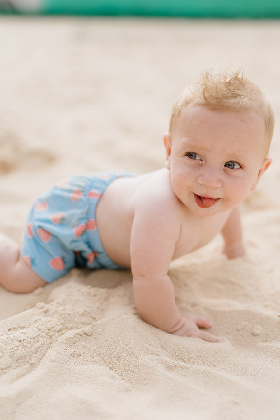 Malibu Strawberry Boy | Costume da bagno a pantaloncino bimbo con fragoline