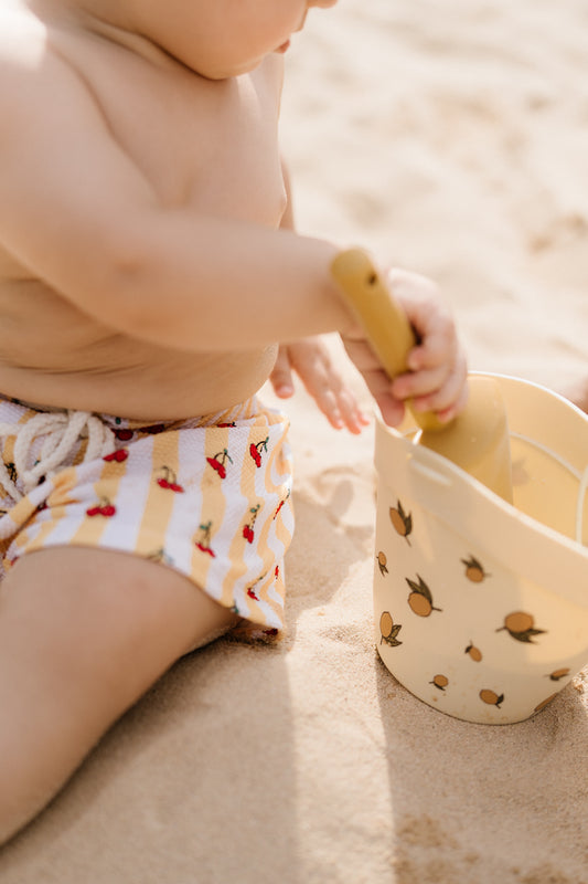 Capri soleil Boy | Costume da bagno a pantaloncino bimbo con ciliegine