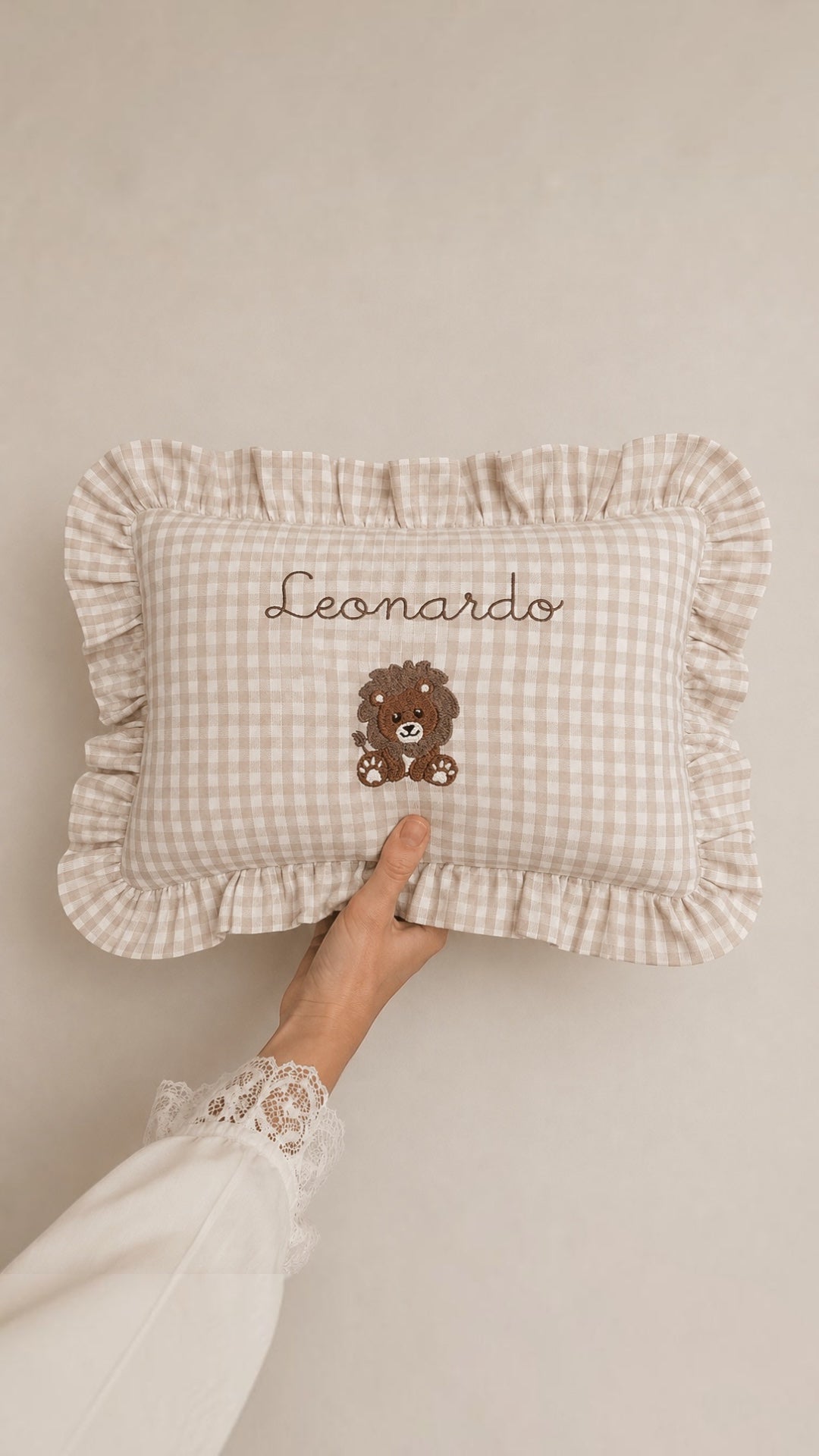 Cuscino nascita personalizzato con ricamo