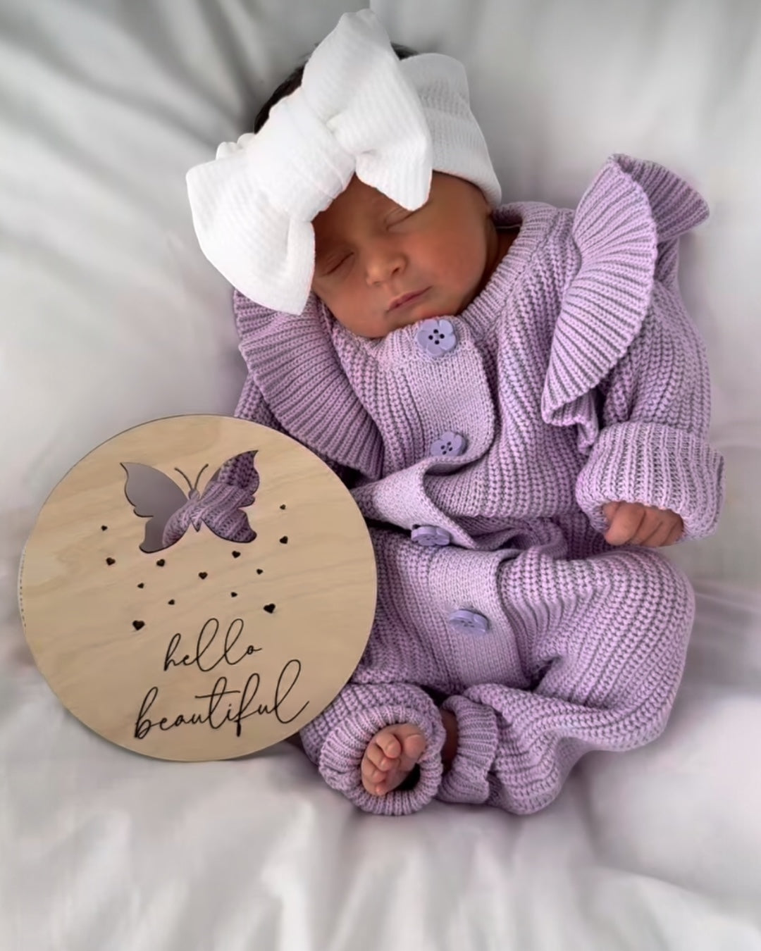 Tutina in maglia 100% cotone biologico con ruches sulle spalle