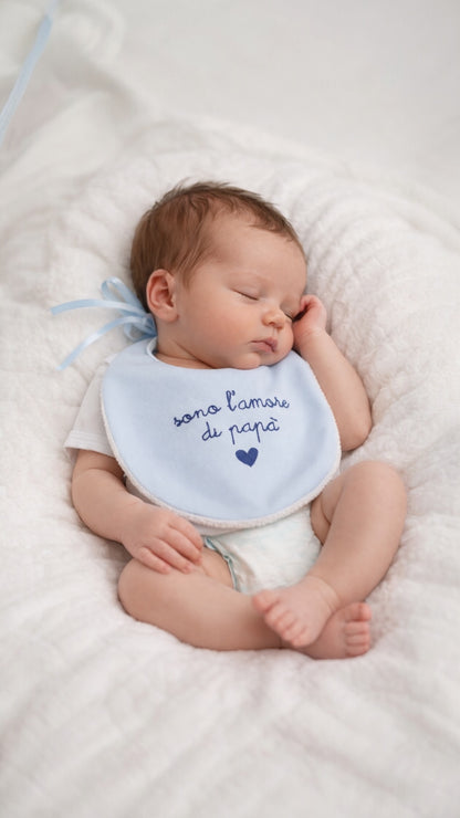 Bavaglino cucito a mano personalizzabile