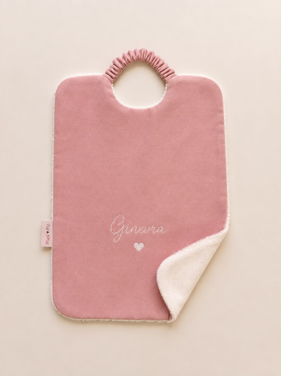Bavaglino rosa fatto a mano personalizzato con nome