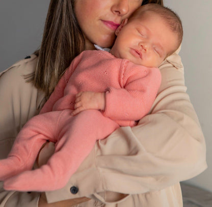 completino neonata corallo con ghette