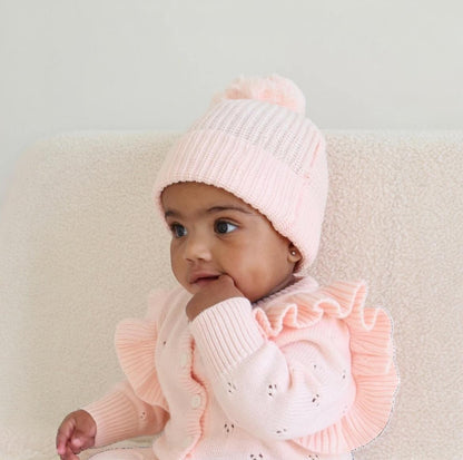 completino tuta, cappellino e babbucce in cotone organico rosa