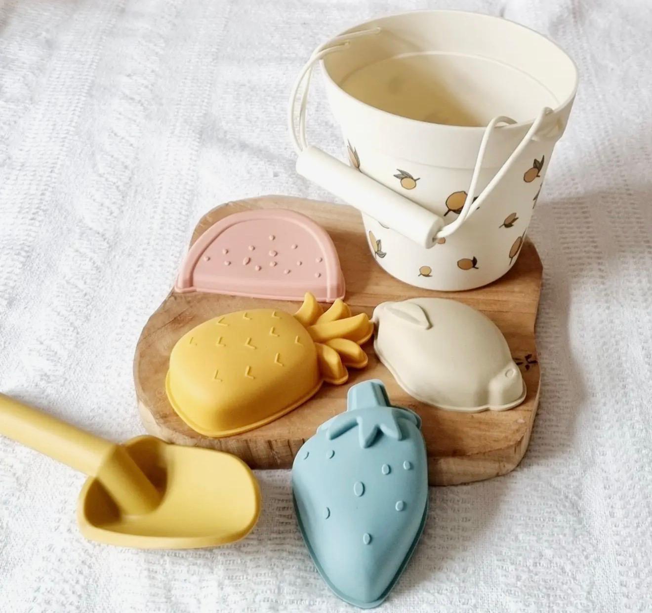 set giochi da spiaggia in silicone a tema frutta