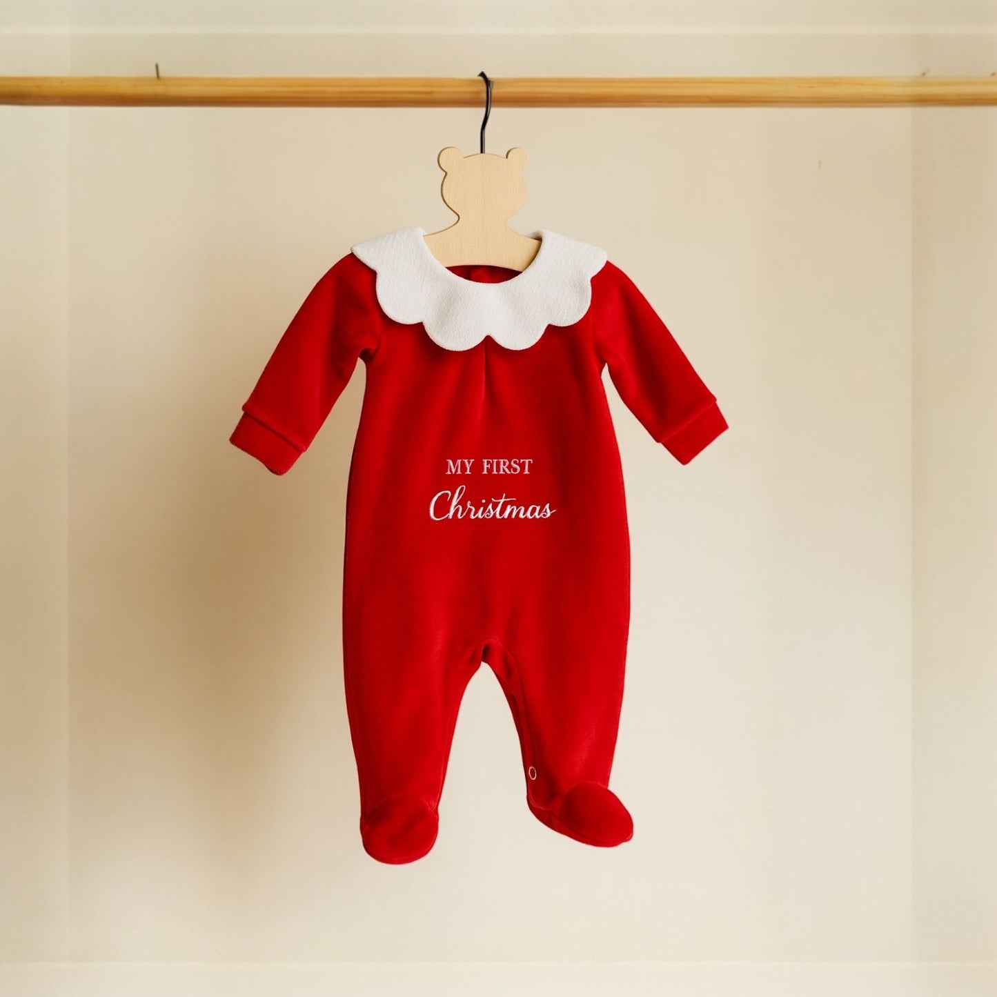 tutina con piedini e maniche lunghe rossa con colletto a fiore